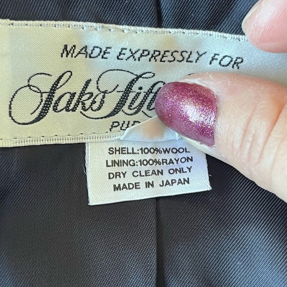 Vintage Saks Fifth Avenue 100% Pure Wool Black Blazer SIZE 10 (Large) - Picture 7 of 9